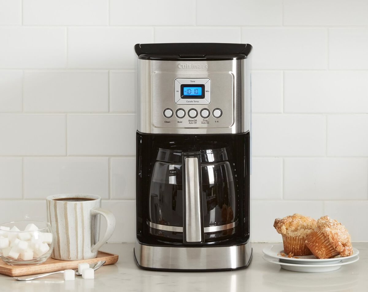 Best Drip Coffee Makers (2026 Buyer's Guide) 7 Cuisinart DCC-3200P1 programmable drip coffee maker with glass carafe